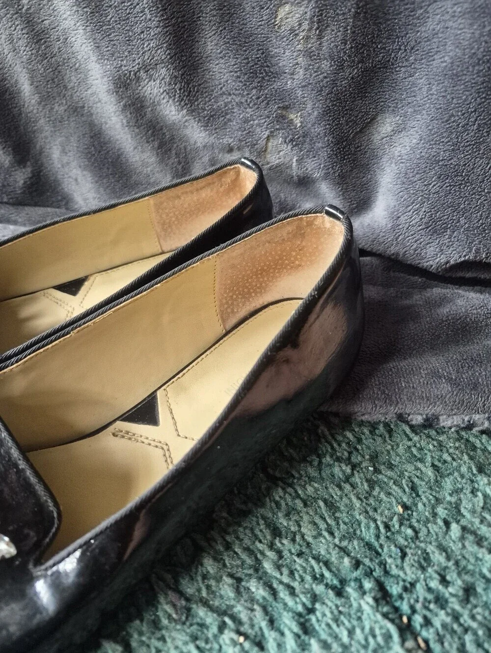 Adrienne Vittadini Black Flats Rhinestones 8-1/2